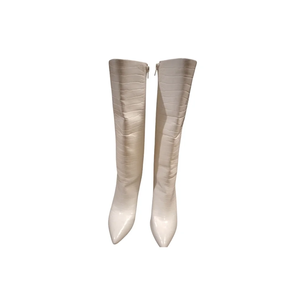 I.N.C.Concepts Elegant White Knee-High Boots With Chunky Heel, Size 8, NWOT - Picture 3 of 9